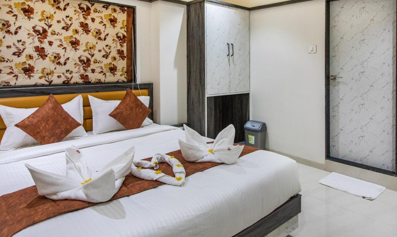Megh Residency Navi Mumbai Hotel Exterior photo