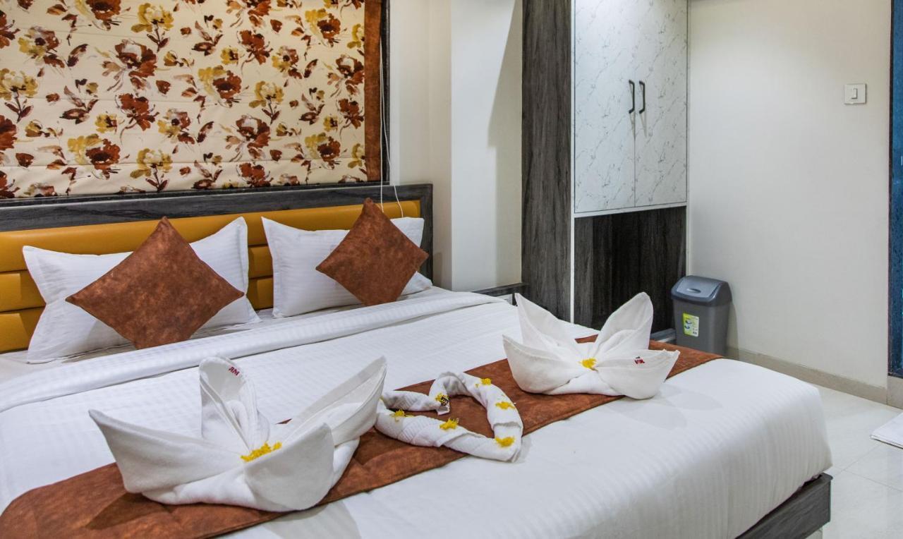 Megh Residency Navi Mumbai Hotel Exterior photo